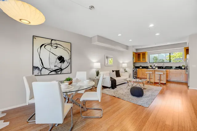 $779,000 | 1220 66th Street, Emeryville, CA 94608