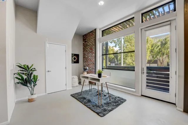 $779,000 | 1220 66th Street, Emeryville, CA 94608