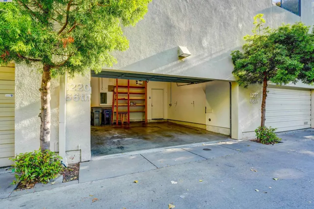 $779,000 | 1220 66th Street, Emeryville, CA 94608