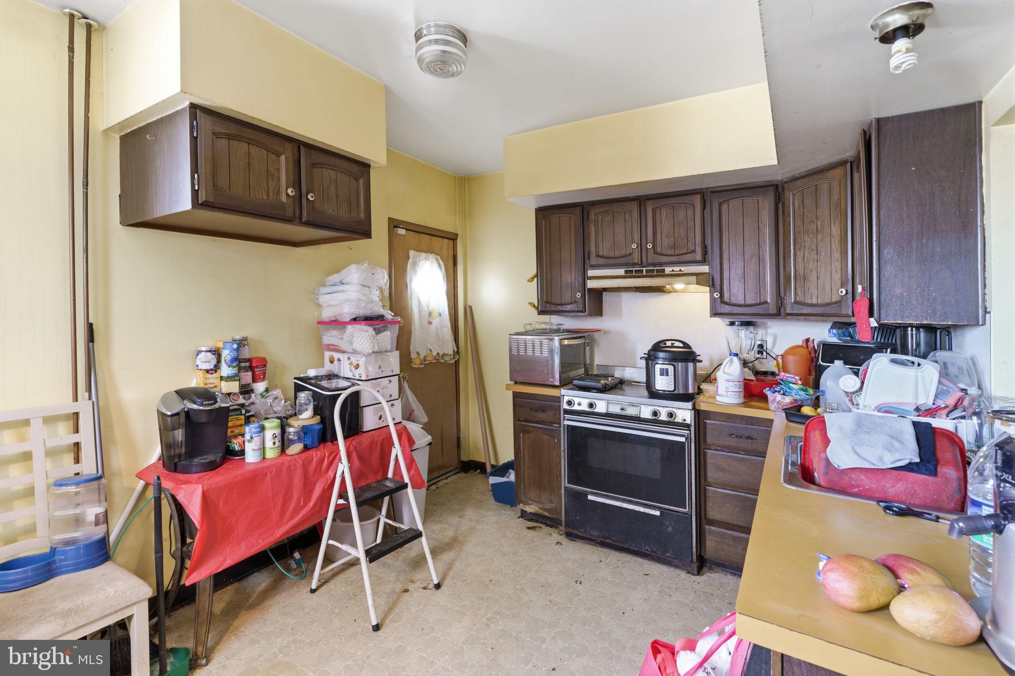 734 Bullock Avenue Lansdowne, PA 19050 - Photo 8 of 23 Kitchen