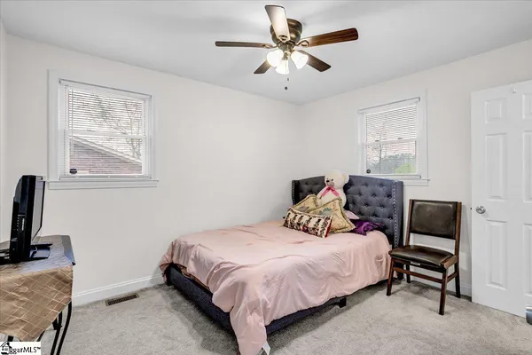 $1,900 | 113 Helen Street, Piedmont, SC 29673