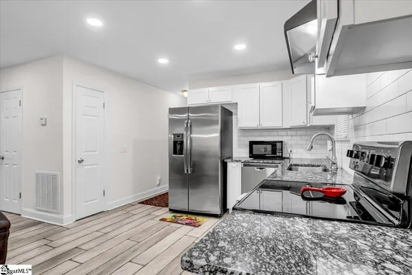 $1,900 | 113 Helen Street, Piedmont, SC 29673