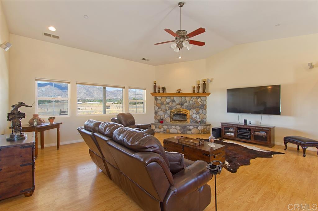 37443 Montezuma Valley Road Ranchita, CA 92066 - Photo 2 of 25