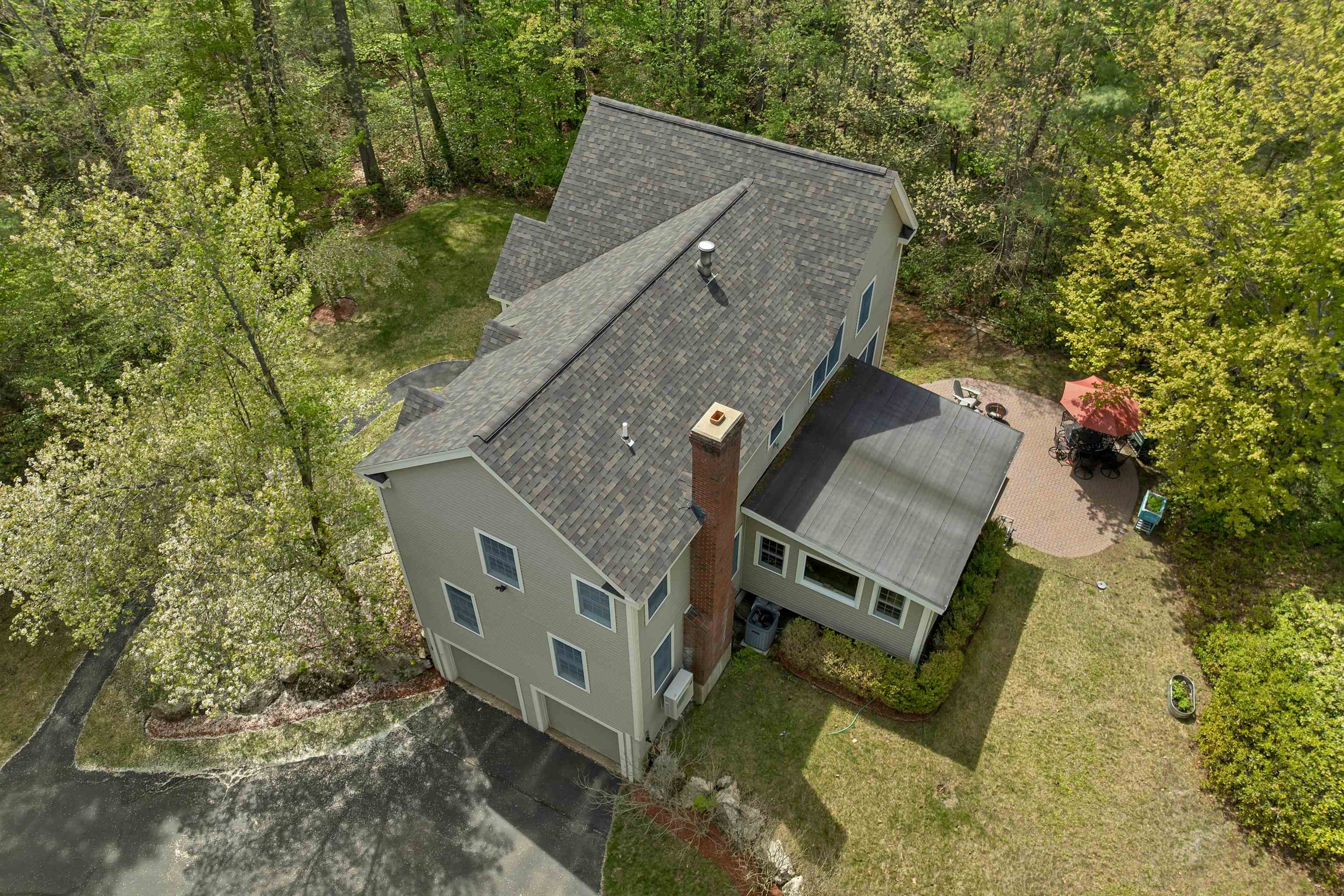 281 New Boston Road Bedford, NH 03110 - Photo 8 of 53