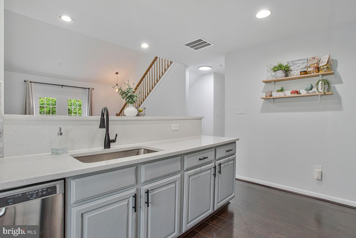 2529 Briar Ridge Lane, Unit 2529 Odenton, MD 21113 - Photo 11 of 40