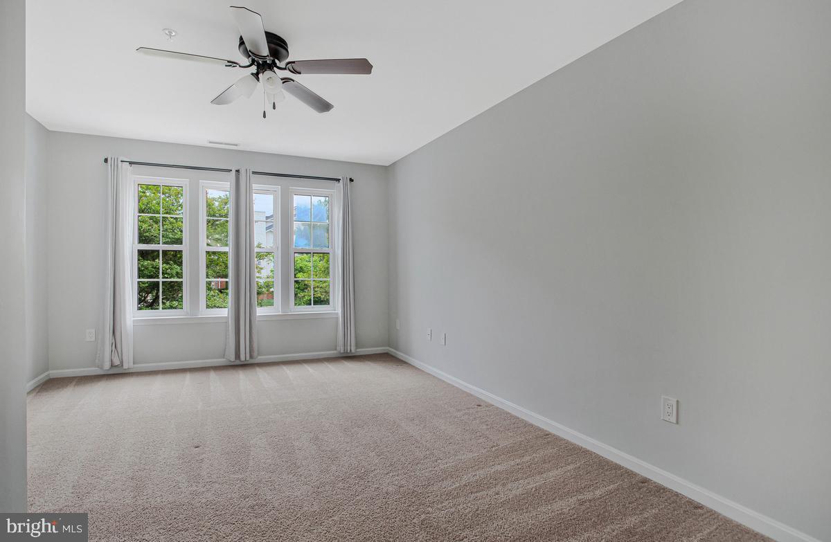 2529 Briar Ridge Lane, Unit 2529 Odenton, MD 21113 - Photo 14 of 40 Primary Bedroom - Main Level