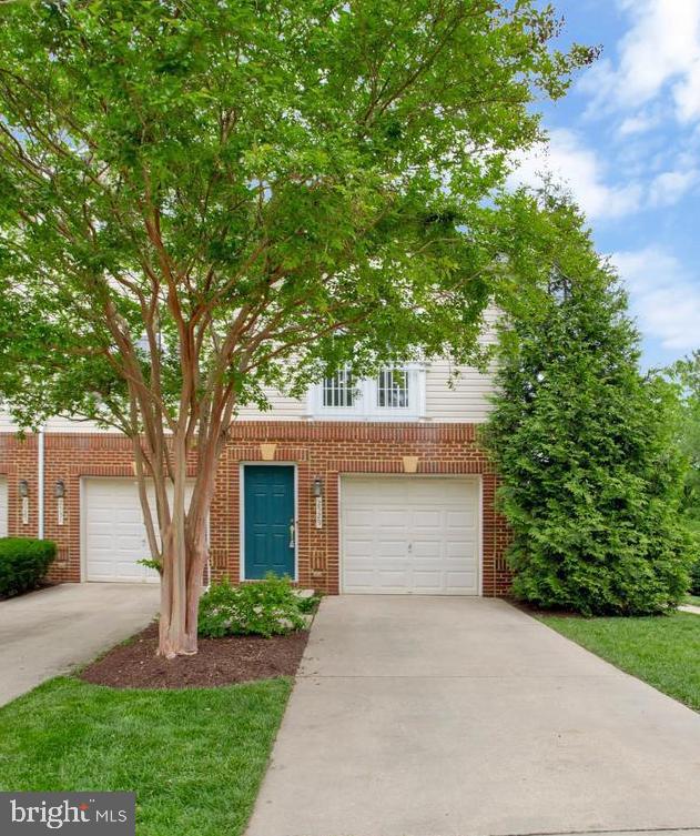 2529 Briar Ridge Lane, Unit 2529 Odenton, MD 21113 - Photo 2 of 40 1 Car Garage