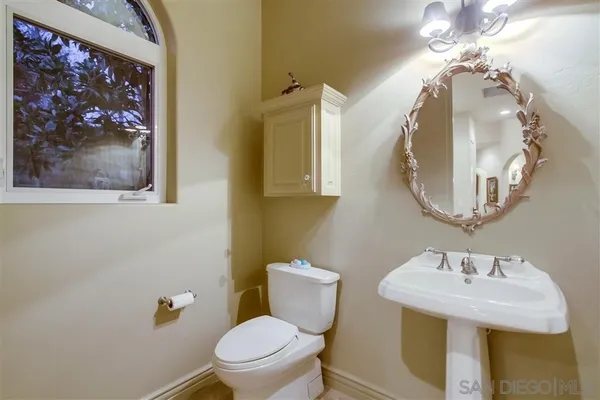 $1,074,900 | 1166 Arroyo Pacifica, Fallbrook, CA 92028