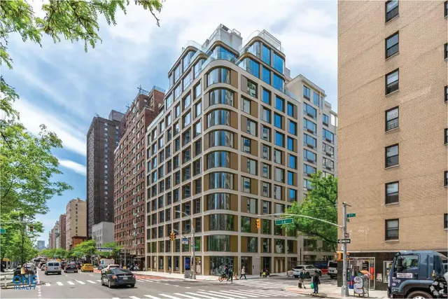 $2,000,000 | 250 East 25th Street, Unit 9A | Kips Bay