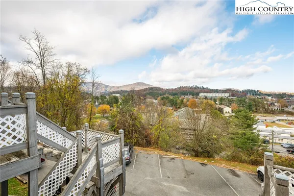 a view of terrace with city view
