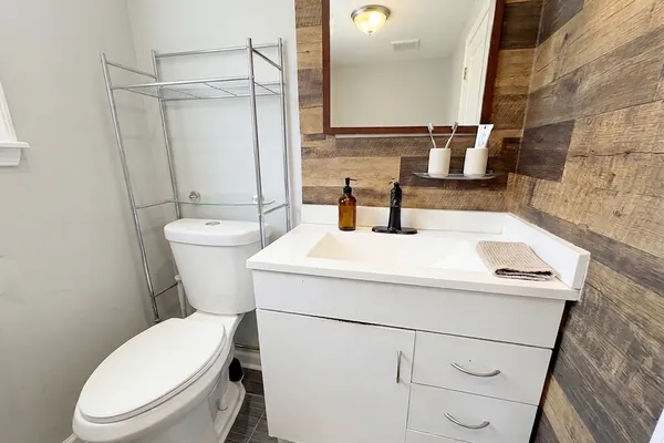 $289,999 | 5500 Lincoln Avenue, Unit 510E, Morton Grove, IL 60053