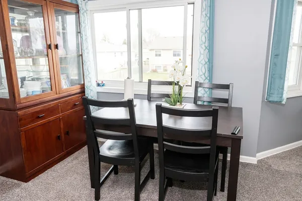 $289,999 | 5500 Lincoln Avenue, Unit 510E, Morton Grove, IL 60053