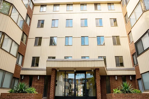 $289,999 | 5500 Lincoln Avenue, Unit 510E, Morton Grove, IL 60053
