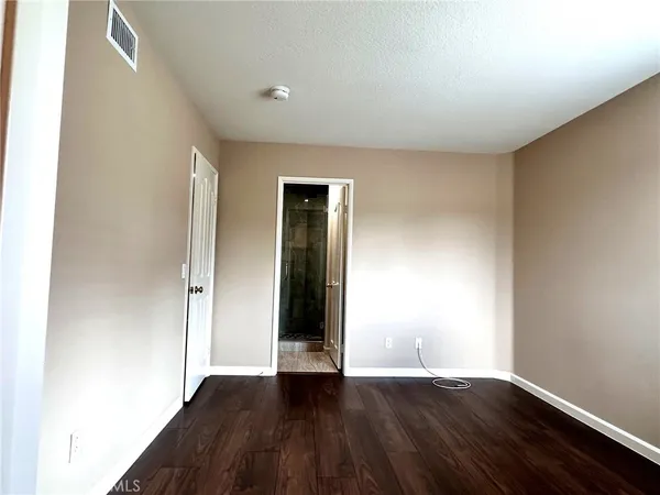 $5,300 | 23411 Kingston Place, Valencia, CA 91354