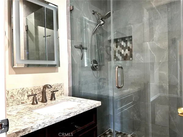$5,300 | 23411 Kingston Place, Valencia, CA 91354