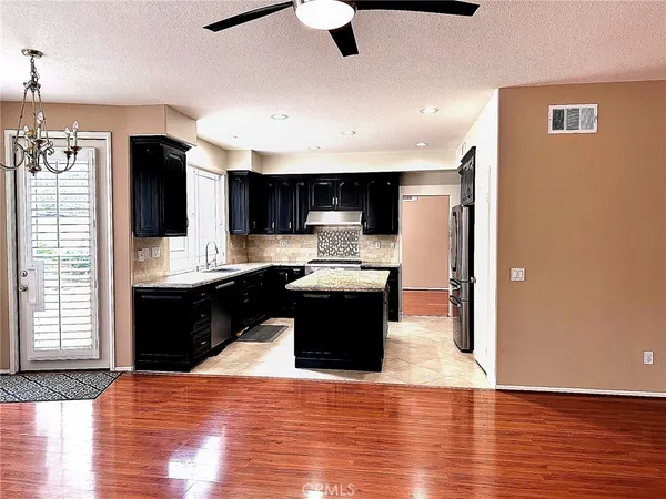 $5,300 | 23411 Kingston Place, Valencia, CA 91354