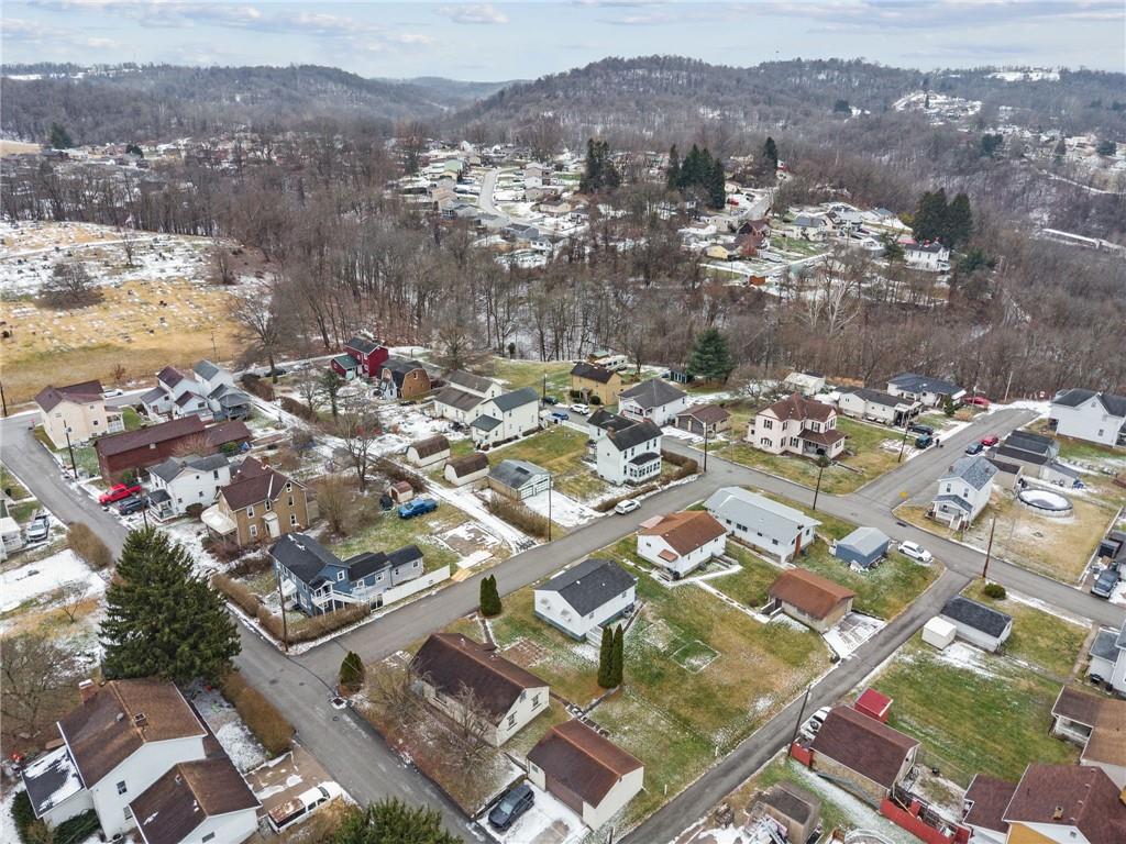 253 Stewart Street Elizabeth, PA 15037 - Photo 23 of 23 a view of city and mountain