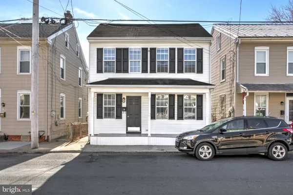 $1,900 | 21 West Gramby Street, Manheim, PA 17545