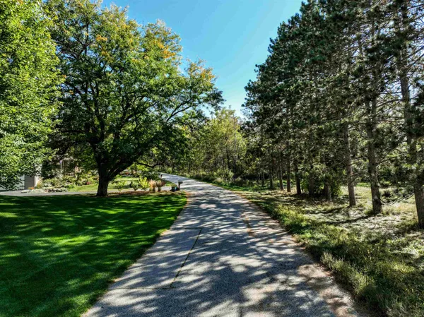 $114,900 | Lt2 Woodcrest Lane, Cambridge, WI 53523