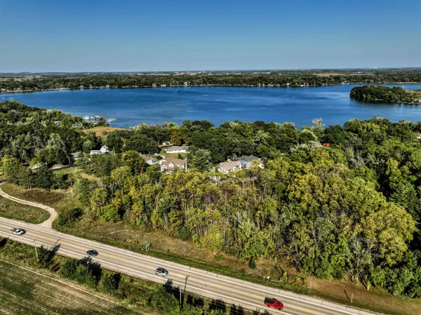 $114,900 | Lt2 Woodcrest Lane, Cambridge, WI 53523
