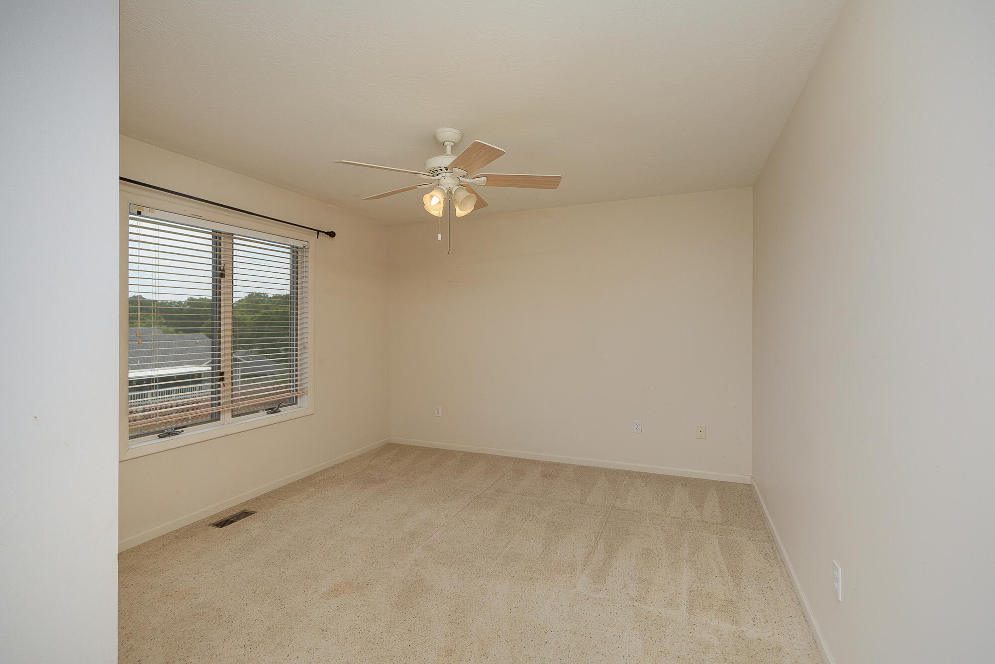 654-656 Pine Ridge Street Marshfield, MO 65706 - Photo 20 of 68 654 Bedroom 2