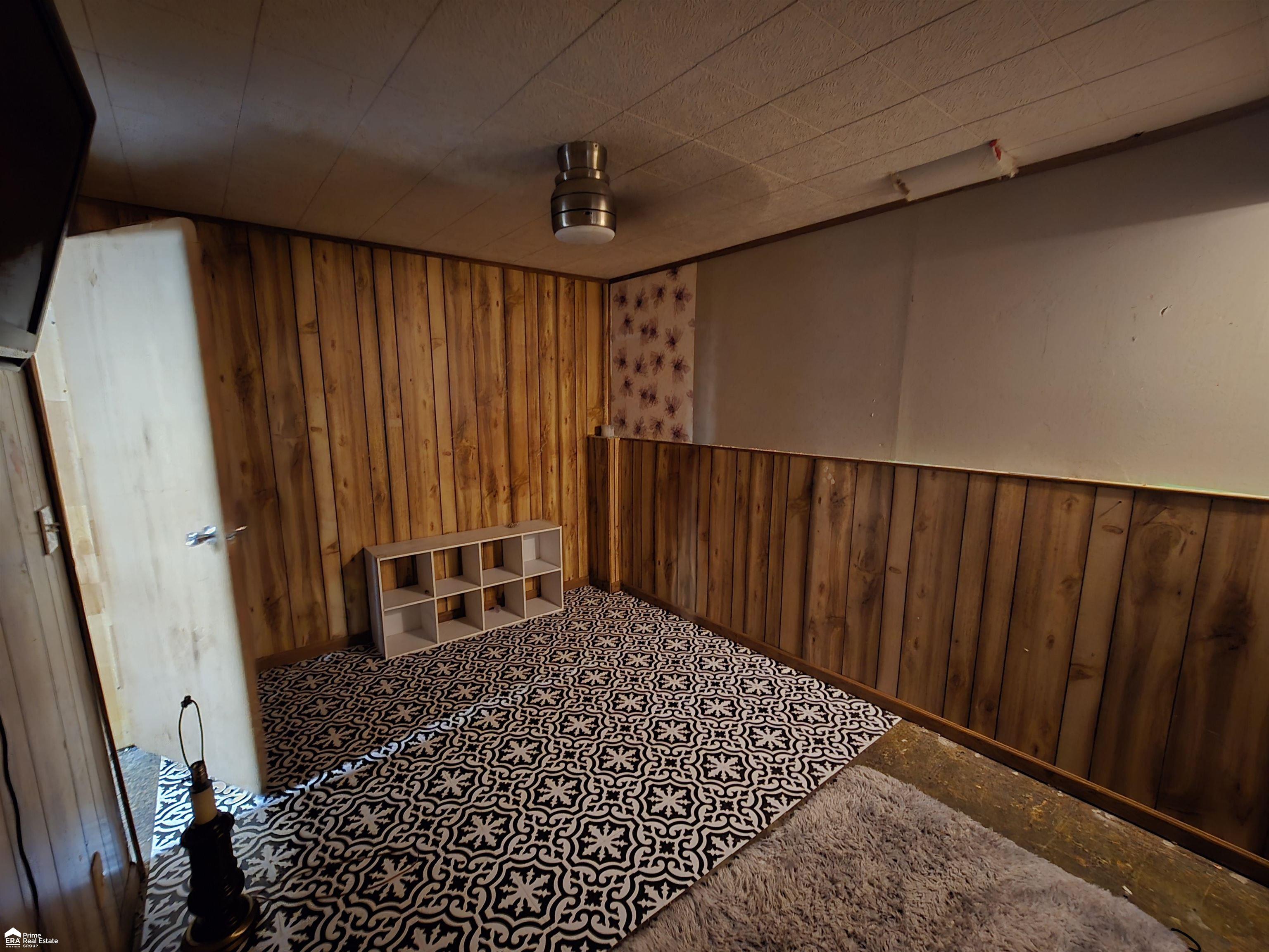 5713 Western Road Flint, MI 48506 - Photo 16 of 24 50178914-0a9fb4cb-e1c2-4a89-85ef-c3233be6922b.JPG