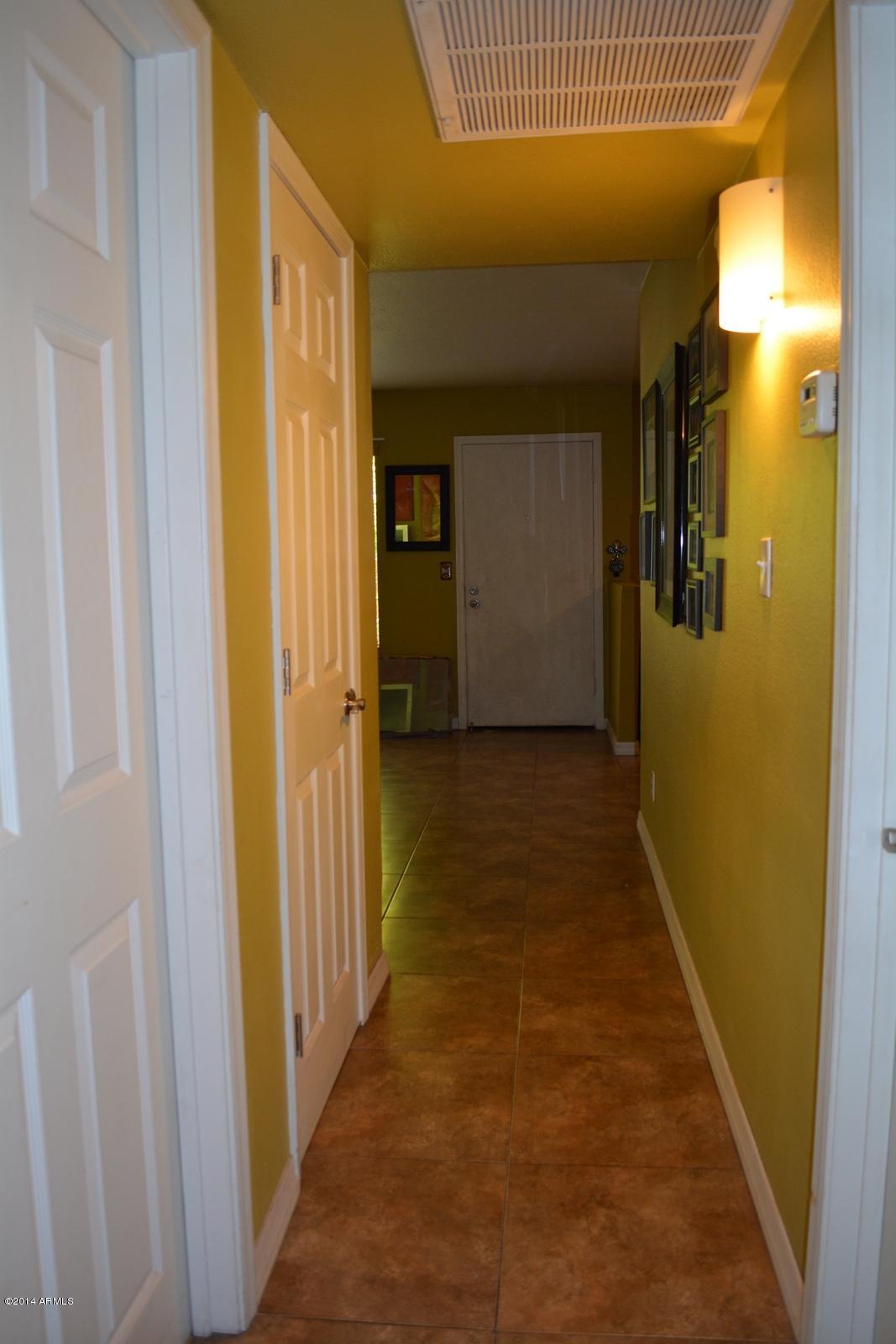 5401 East Thomas Road, Unit 1032 Phoenix, AZ 85018 - Photo 20 of 34 Hallway View to Front Door