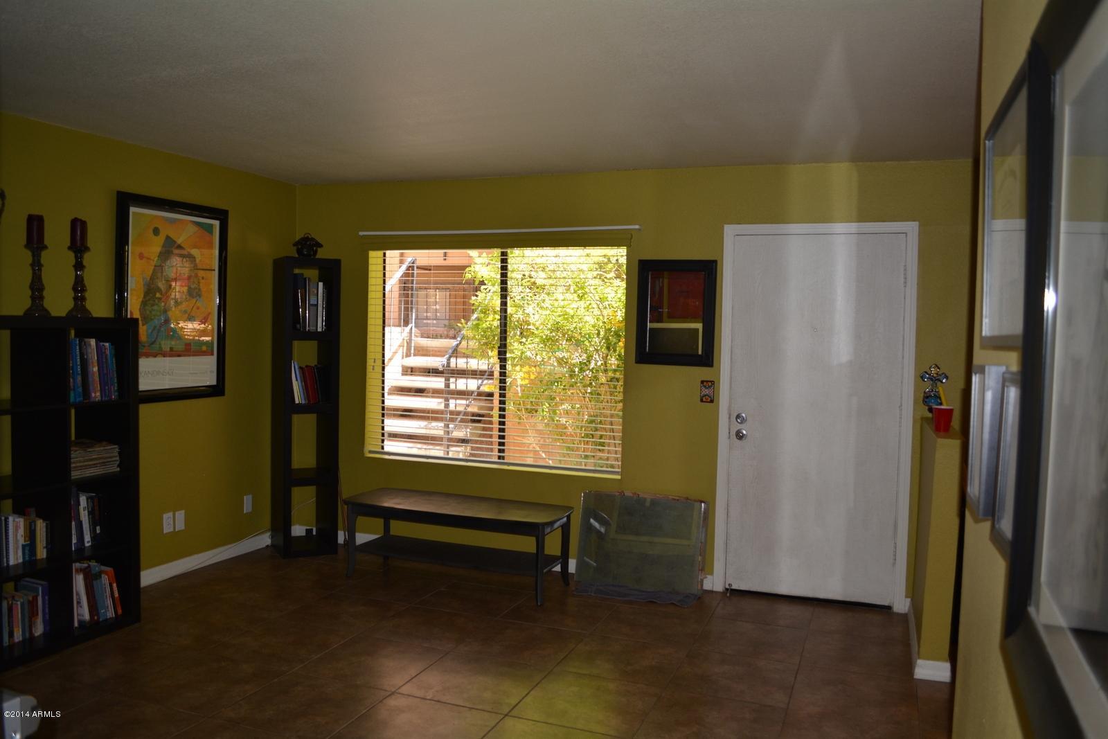 5401 East Thomas Road, Unit 1032 Phoenix, AZ 85018 - Photo 21 of 34 a room with window and a bathroom