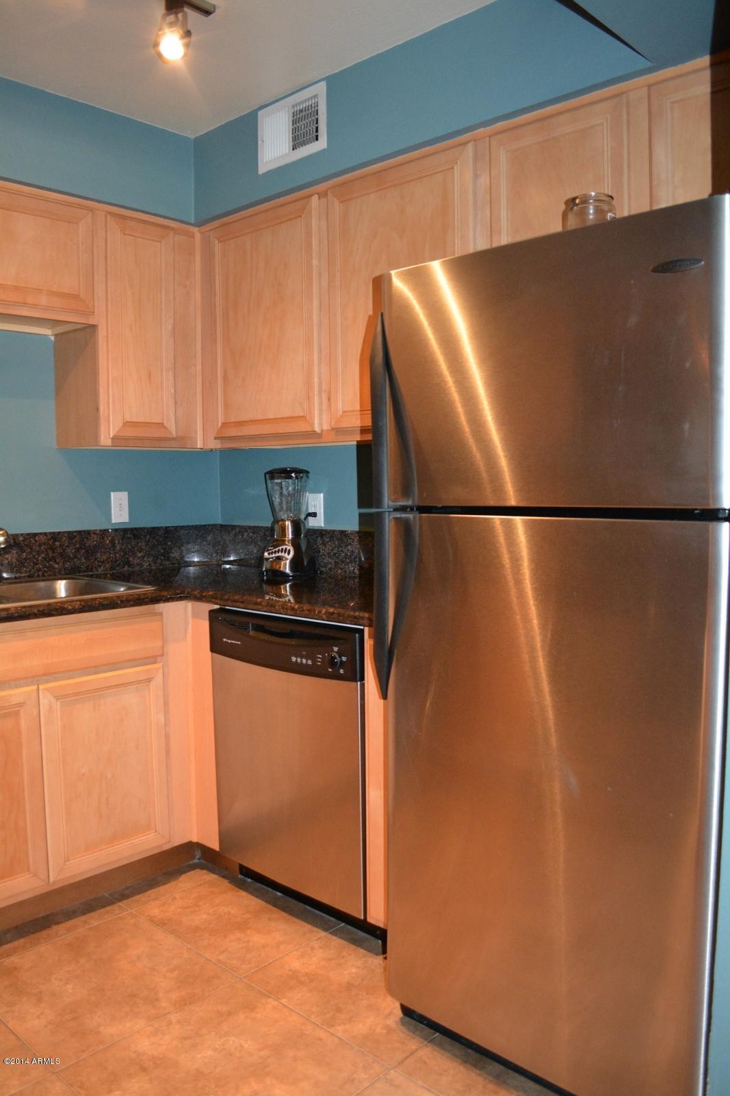 5401 East Thomas Road, Unit 1032 Phoenix, AZ 85018 - Photo 8 of 34 Kitchen View 3
