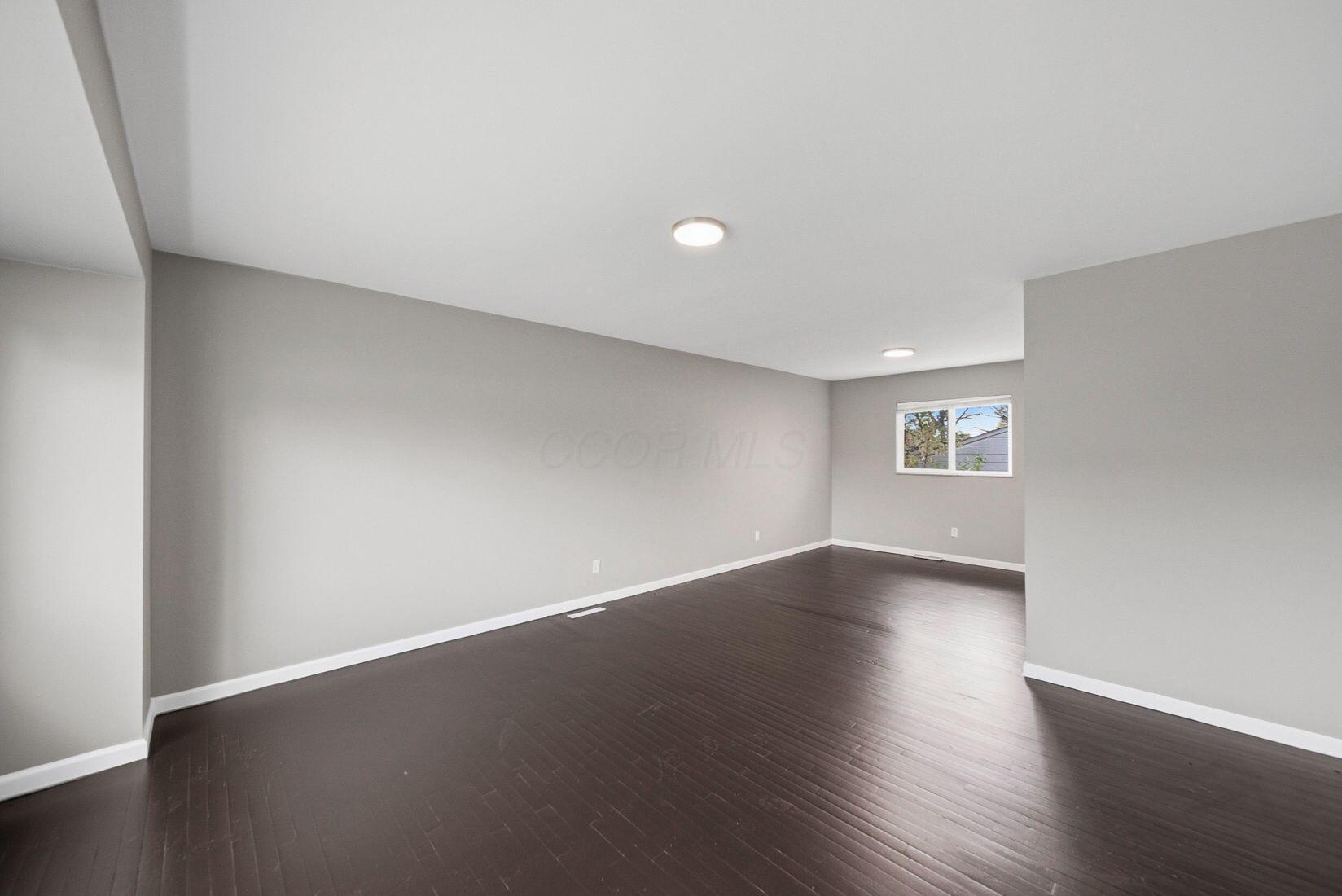 1637 South James Road Columbus, OH 43209 - Photo 18 of 52