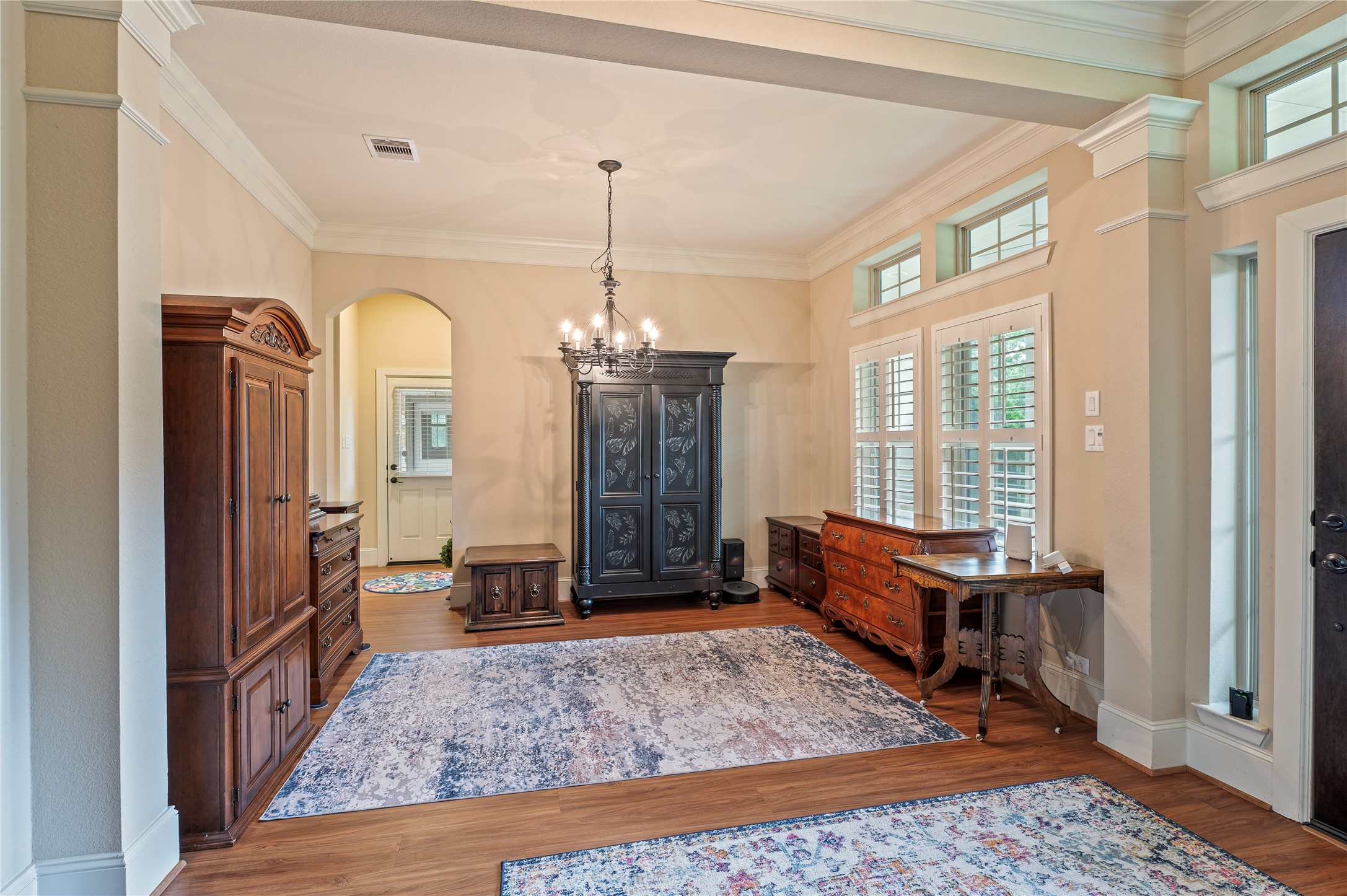 17126 Hamill Drive Rosharon, TX 77583 - Photo 9 of 50 Large formal dining.