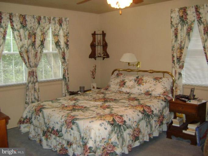 1011 Breezewick Road Towson, MD 21286 - Photo 16 of 18 Bedroom #1