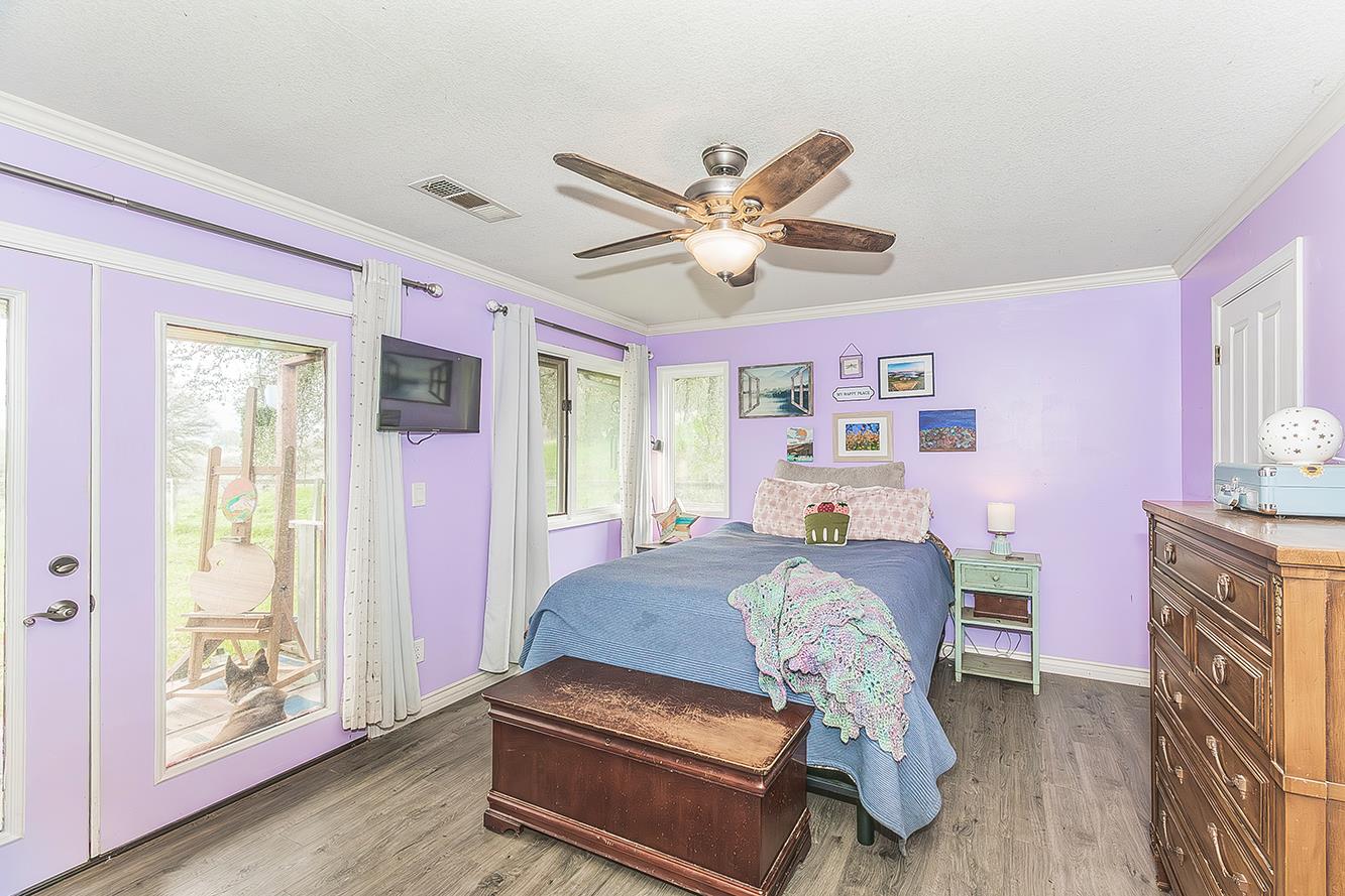 30240 Watts Valley Road Tollhouse, CA 93667 - Photo 20 of 65 a living room with furniture and a window