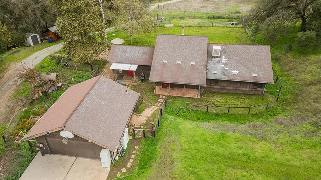 $515,000 | 30240 Watts Valley Road, Tollhouse, CA 93667