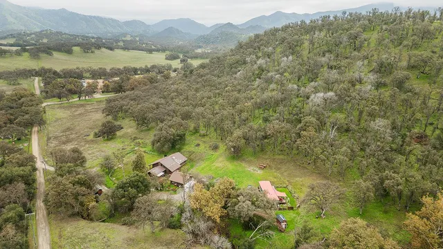 $515,000 | 30240 Watts Valley Road, Tollhouse, CA 93667