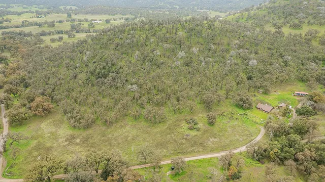 $515,000 | 30240 Watts Valley Road, Tollhouse, CA 93667