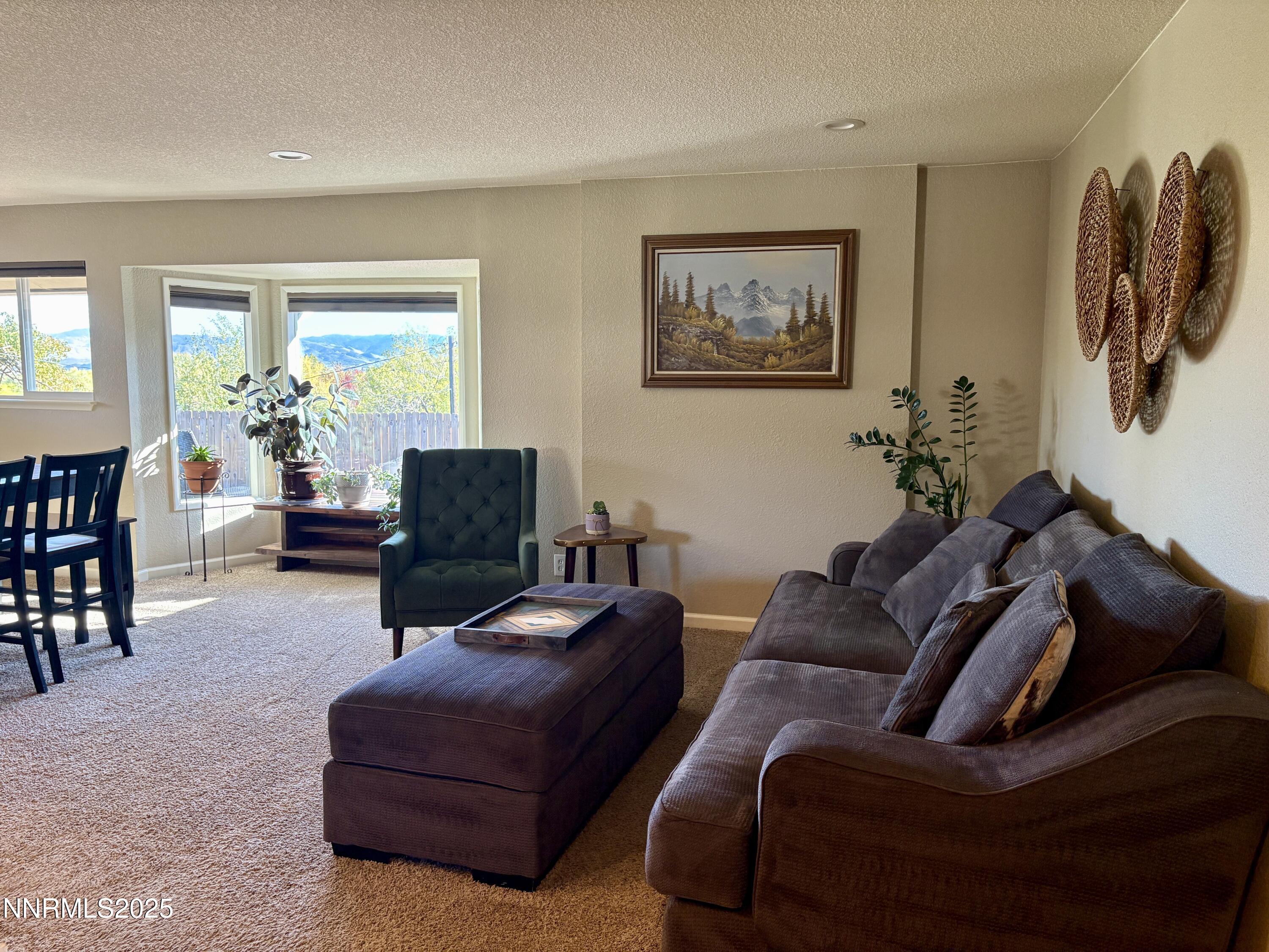 2000 Royal Drive Reno, NV 89503 - Photo 4 of 33 a living room with furniture and a large window