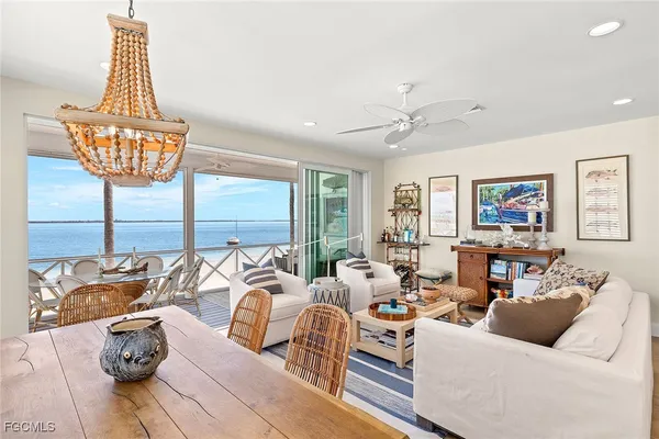 $1,025,000 | 114 Useppa Island, Unit A, Bokeelia, FL 33922
