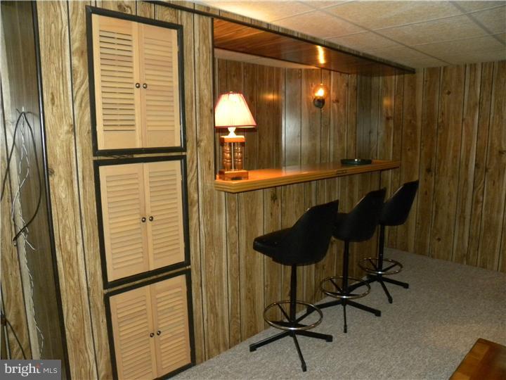 48 Locust Avenue Springfield, PA 19064 - Photo 15 of 21 Family Room