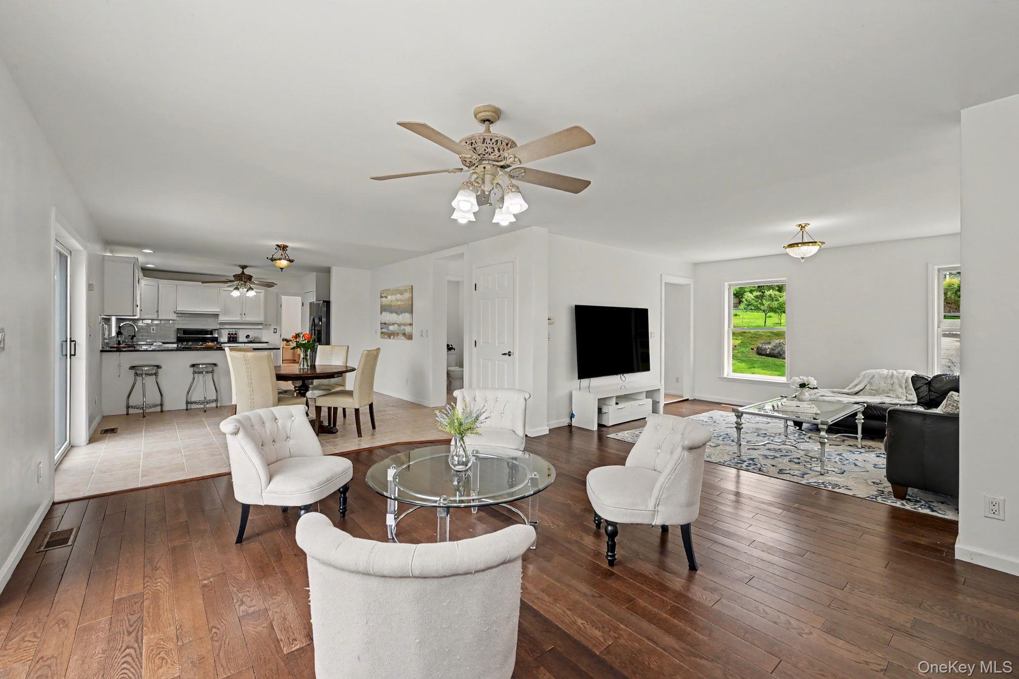 243 Kings Ferry Road Montrose, NY 10548 - Photo 6 of 35