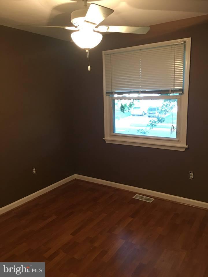 139 Dunlap Road Pasadena, MD 21122 - Photo 6 of 14 Bedroom