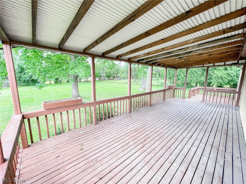 7860 Hoertz Road Cleveland, OH 44134 - Photo 31 of 35