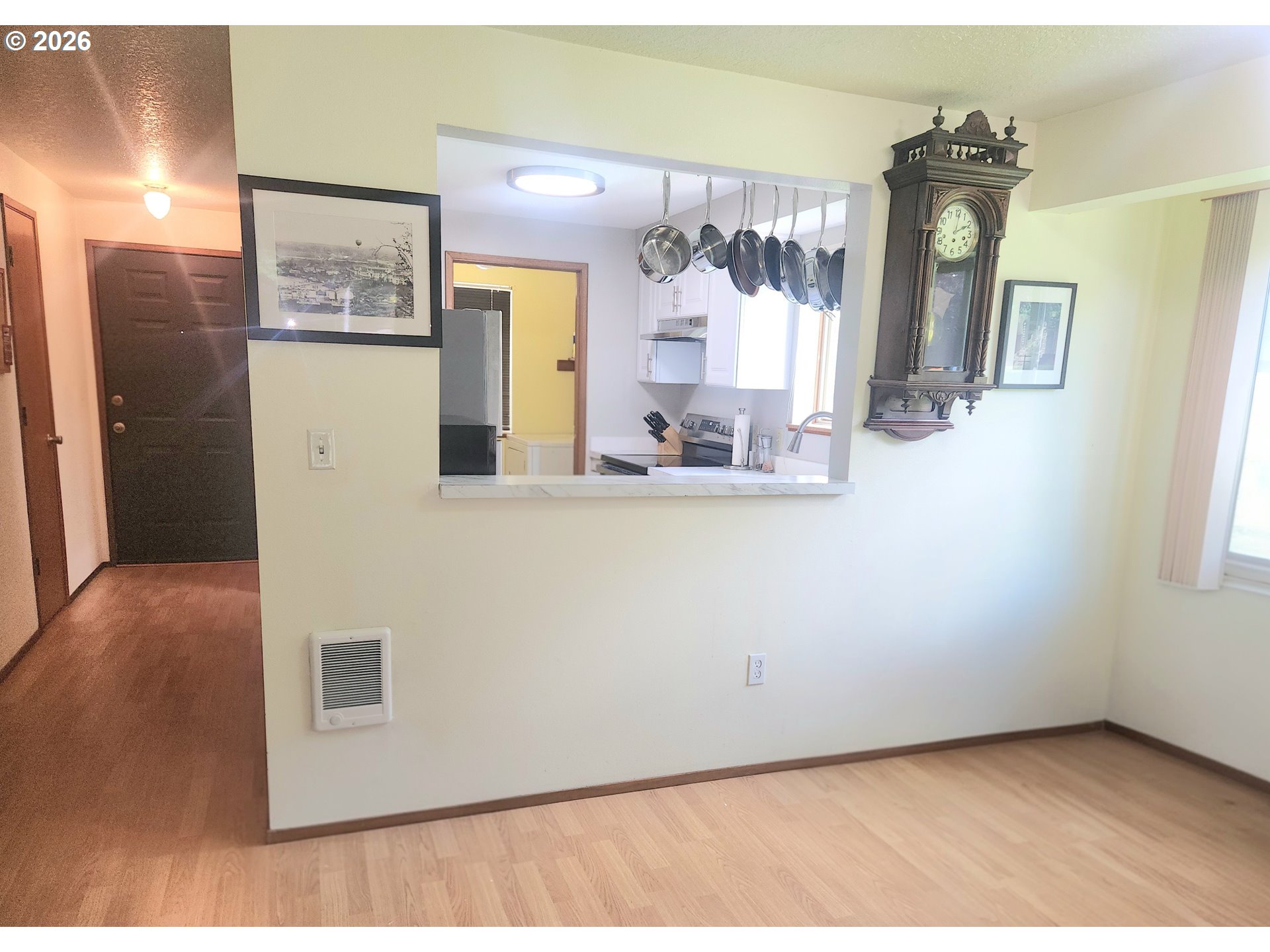 9910 Southwest Trapper Terrace Beaverton, OR 97008 - Photo 11 of 34