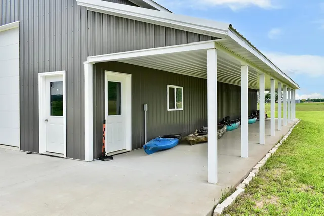 $550,000 | 1160 21st Street, Wabasha, MN 55981