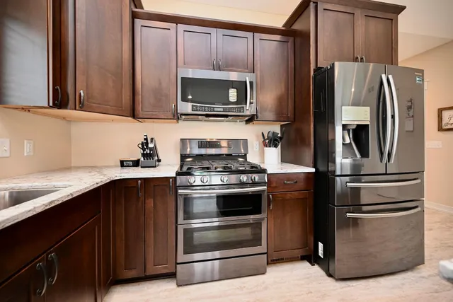 $550,000 | 1160 21st Street, Wabasha, MN 55981