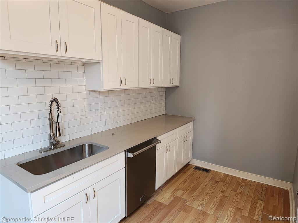 4207 4th Street, Unit 3 Detroit, MI 48201 - Photo 4 of 9