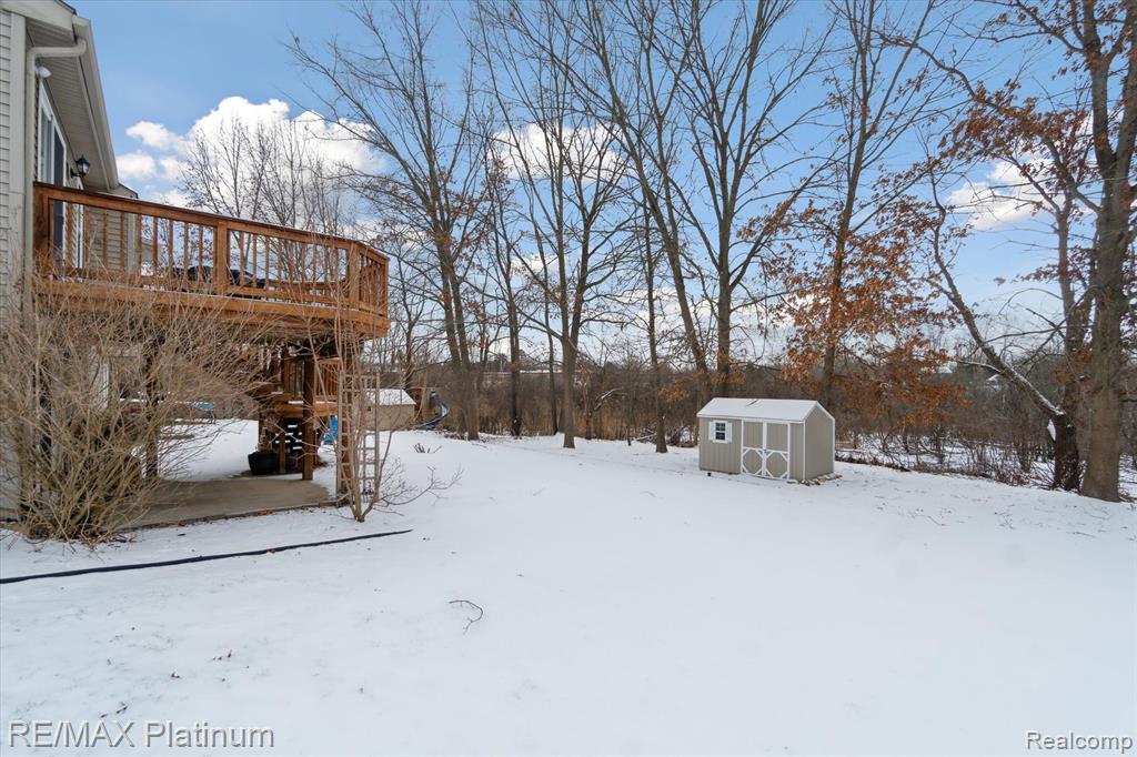 305 Rustic Trail Linden, MI 48451 - Photo 39 of 47