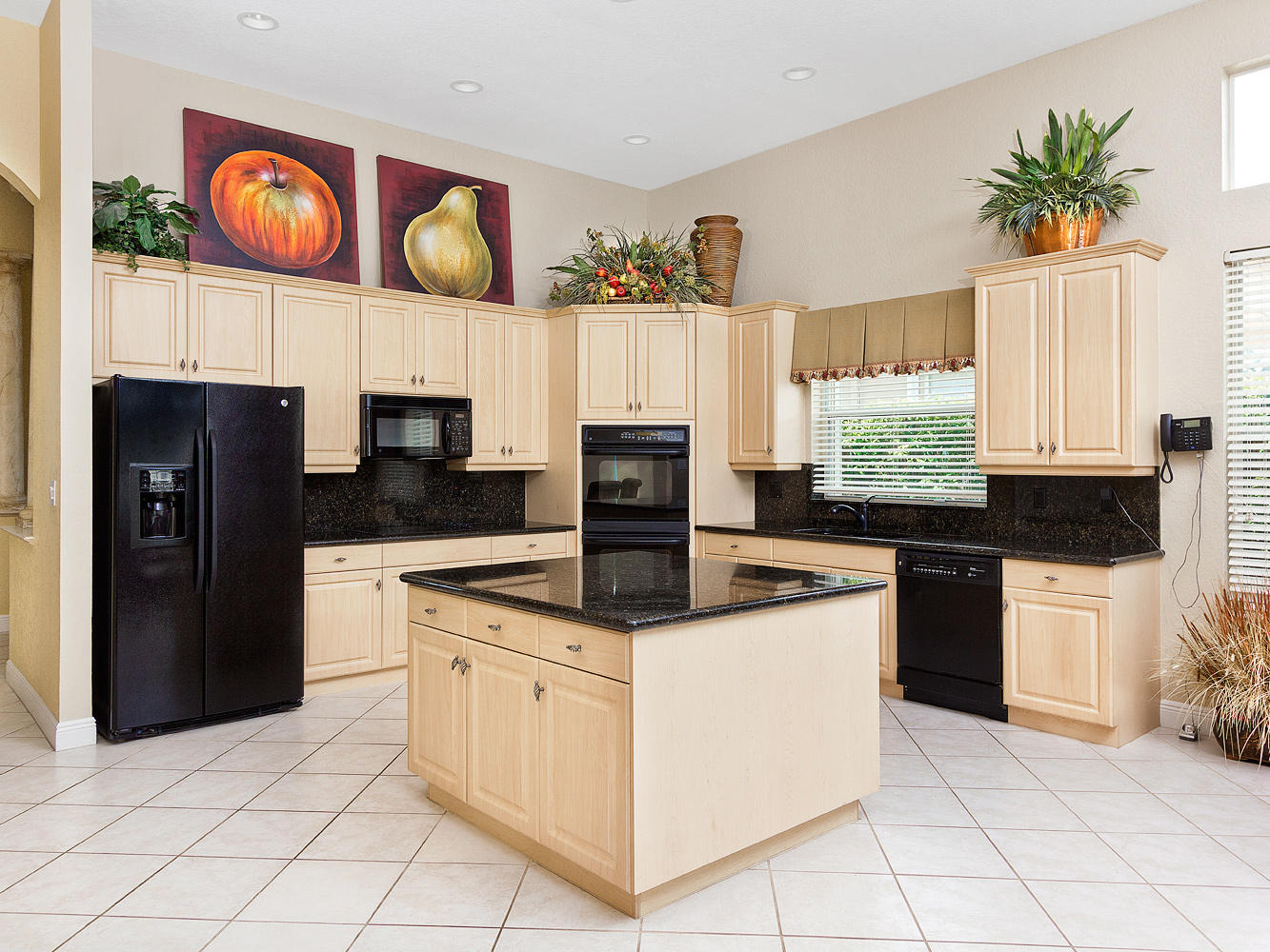 19252 Natures View Court Boca Raton, FL 33498 - Photo 15 of 36 20_Kitchen2