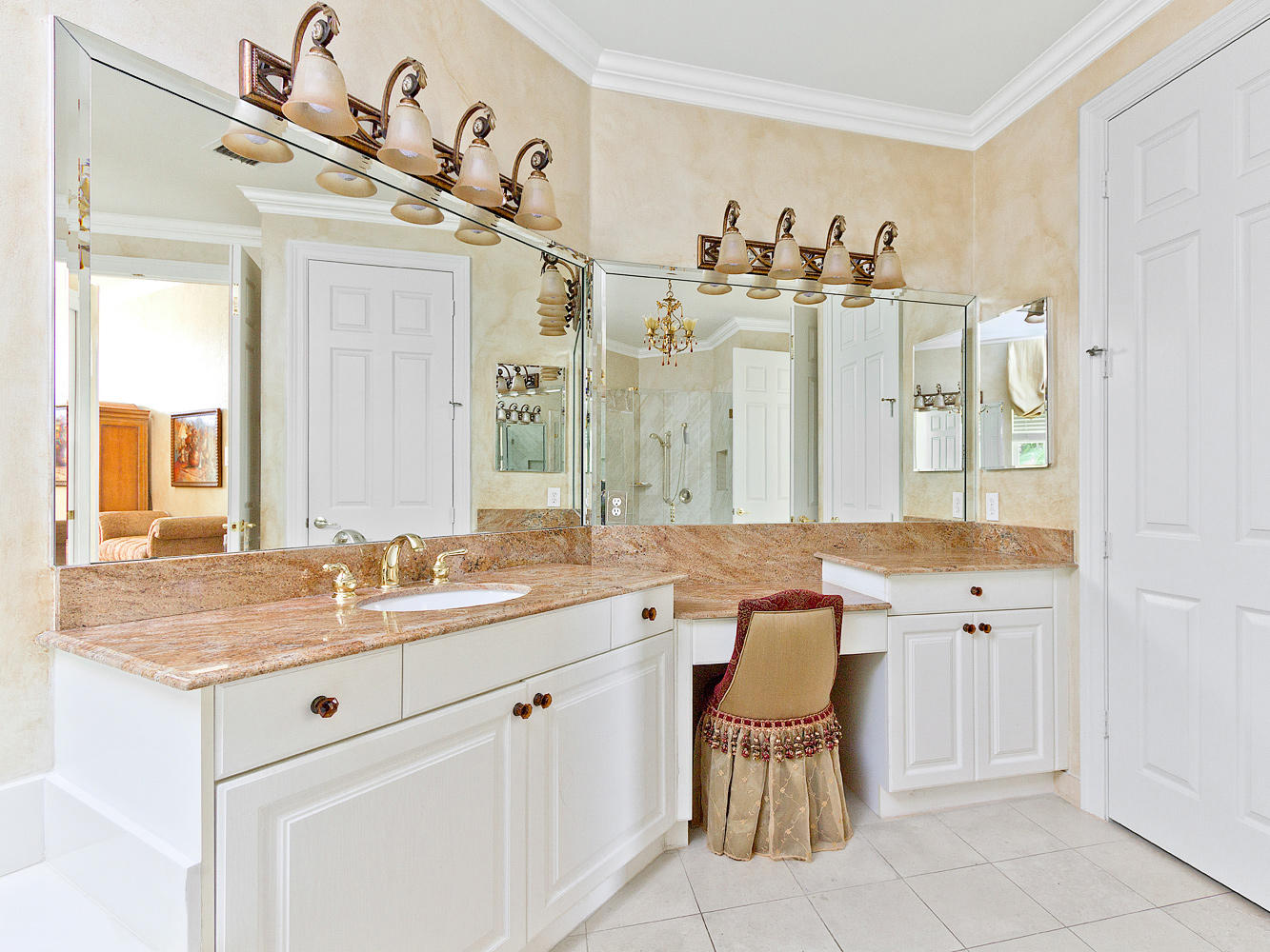 19252 Natures View Court Boca Raton, FL 33498 - Photo 23 of 36 27_Masterbath1
