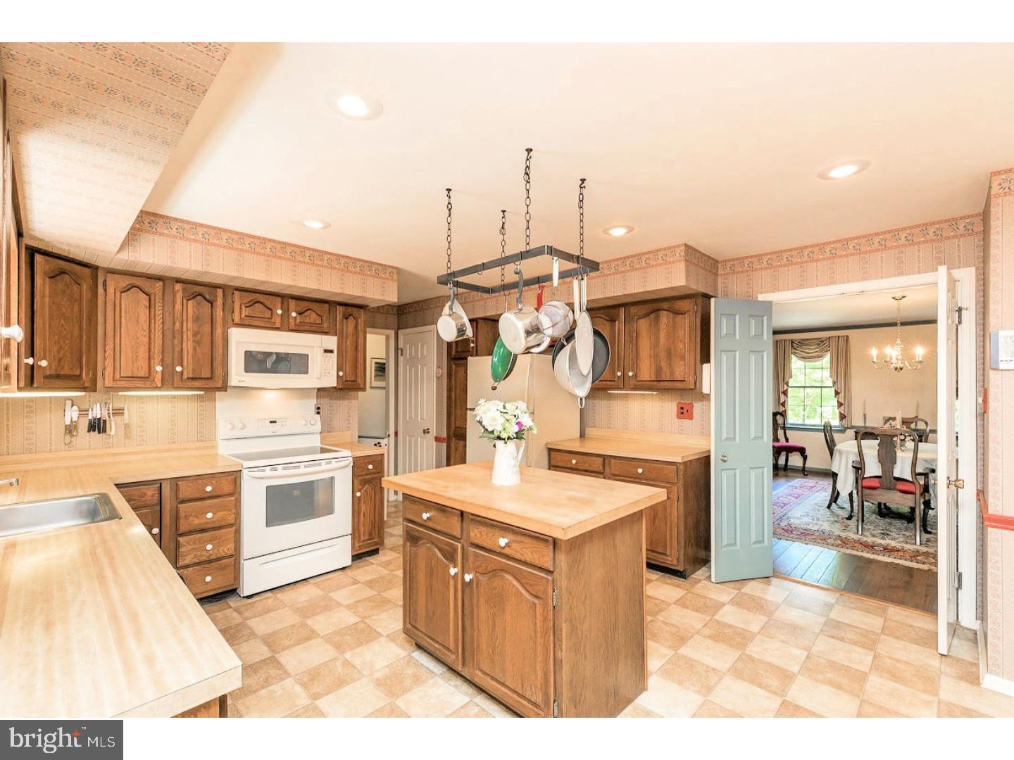 714 Brooke Road Exton, PA 19341 - Photo 14 of 22 Kitchen